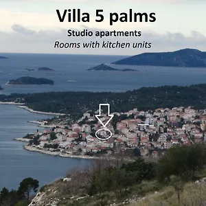 Apartment 5 Palms 